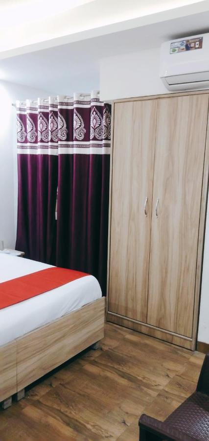 Hotel Golden Bliss At New Delhi Airport Exterior foto